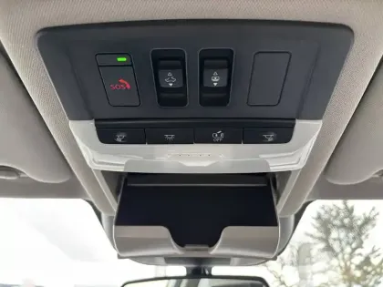 Photo 37 Nissan X-trail  e-POWER 213 ch e-4ORCE 5 Places