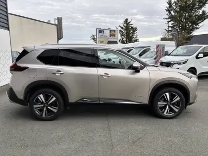 Photo 5 Nissan X-trail  e-POWER 213 ch e-4ORCE 5 Places