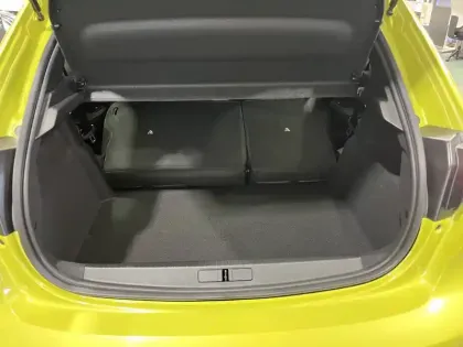 Photo 12 Peugeot 208  Electrique 54 kWh 156ch