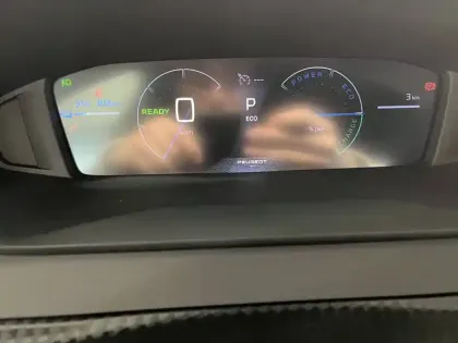 Photo 17 Peugeot 208  Electrique 54 kWh 156ch