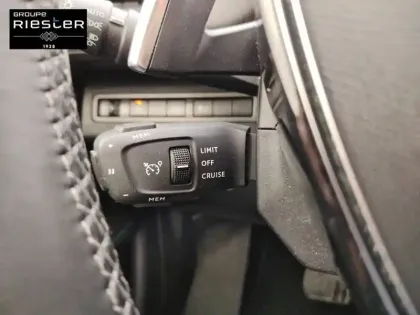 Photo 80 Peugeot 3008  Hybrid 225 e-EAT8