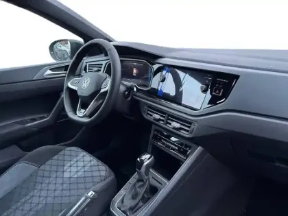 Photo 8 Volkswagen Taigo  1.0 TSI 116 DSG7