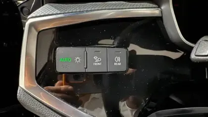 Photo 12 Audi Q3  35 TFSI 150 ch S tronic 7