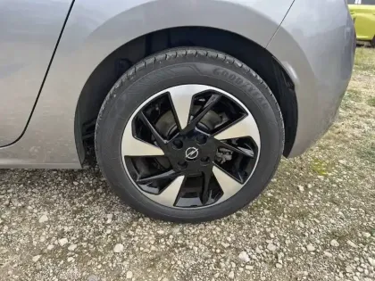 Photo 10 Opel Corsa  Electrique 136 ch & Batterie 50 kWh