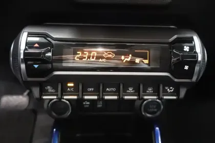 Photo 22 Suzuki Ignis  1.2 Dualjet Hybrid Auto CVT