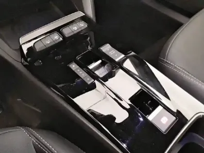 Photo 13 Opel Mokka  Electrique 136 ch & Batterie 50 kWh