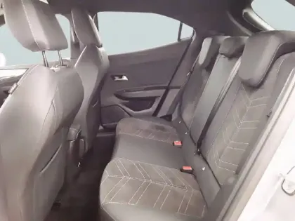 Photo 11 Opel Mokka  Electrique 136 ch & Batterie 50 kWh