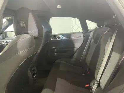 Photo 25 BMW I4  eDrive40 340 ch BVA