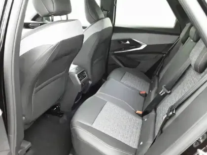 Photo 11 Peugeot 3008  Hybrid 145 e-DCS6