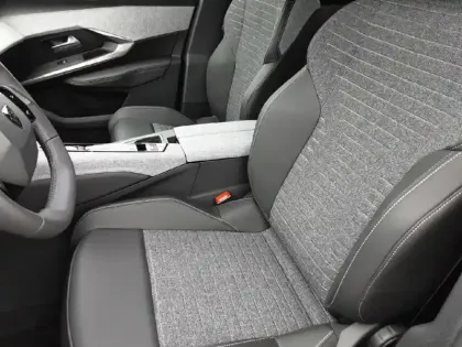 Photo 10 Peugeot 3008  Hybrid 145 e-DCS6