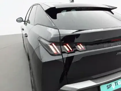 Photo 16 Peugeot 3008  Hybrid 145 e-DCS6