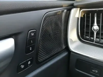 Photo 11 Volvo Xc60  B4 197 ch Geartronic 8