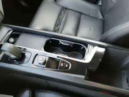 Photo 15 Volvo Xc60  B4 197 ch Geartronic 8