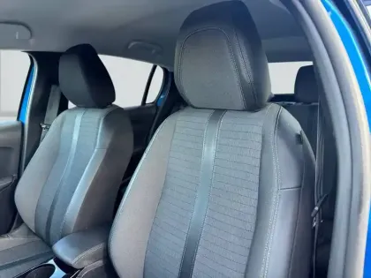 Photo 3 Peugeot 208  BlueHDi 100 S&S BVM6