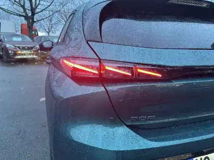 Photo 16 Peugeot 308  Hybrid 145 e-DCS6