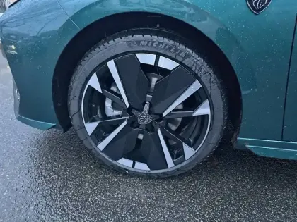 Photo 12 Peugeot 308  Hybrid 145 e-DCS6