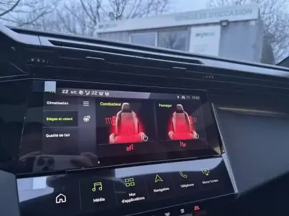 Photo 18 Peugeot 308  Hybrid 145 e-DCS6