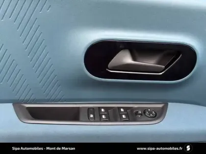 Photo 11 Fiat Grande Panda  T-Gen 3 1.2 Hybrid Turbo 110 ch eDCT6