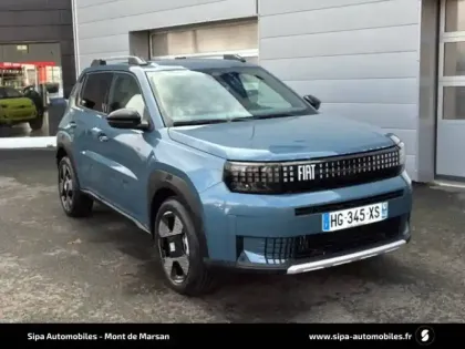 Photo 41 Fiat Grande Panda  T-Gen 3 1.2 Hybrid Turbo 110 ch eDCT6