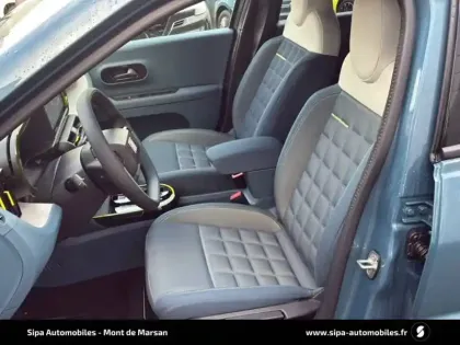 Photo 8 Fiat Grande Panda  T-Gen 3 1.2 Hybrid Turbo 110 ch eDCT6