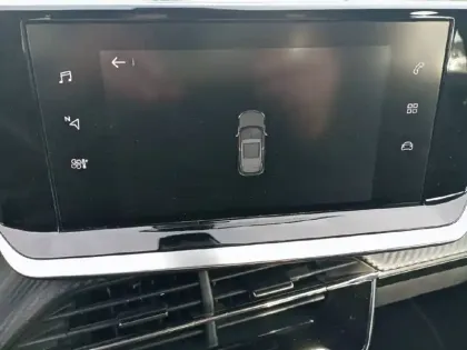 Photo 21 Peugeot 2008  Electrique 136 ch