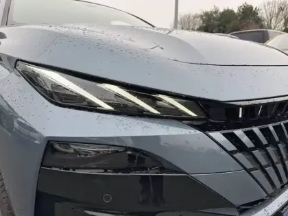 Photo 15 Peugeot 308  SW Hybrid 145 e-DCS6