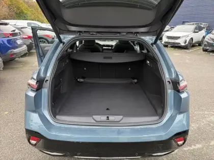 Photo 5 Peugeot 308  SW Hybrid 145 e-DCS6
