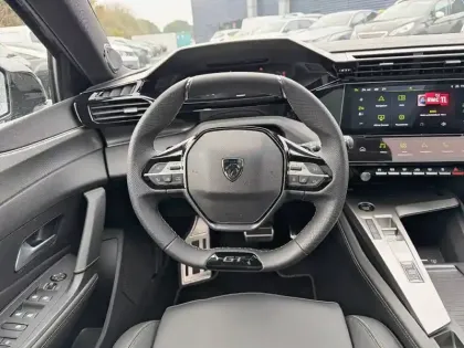 Photo 8 Peugeot 308  SW Hybrid 145 e-DCS6