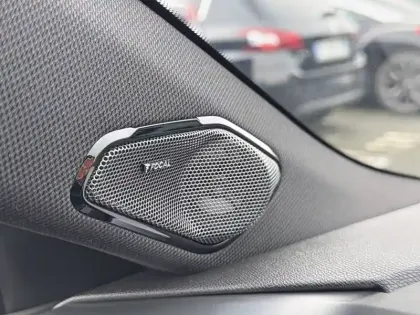 Photo 14 Peugeot 308  SW Hybrid 145 e-DCS6