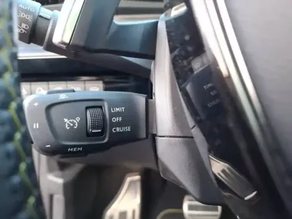 Photo 19 Peugeot 508  SW Hybrid4 360 e-EAT8 Peugeot Sport Engineered