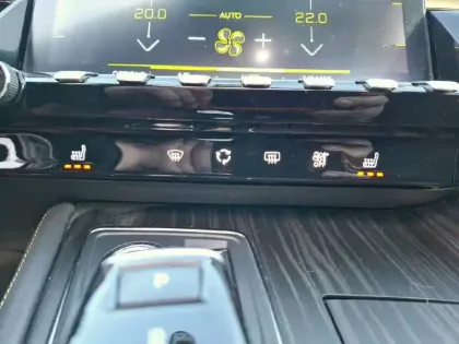 Photo 34 Peugeot 508  SW Hybrid4 360 e-EAT8 Peugeot Sport Engineered