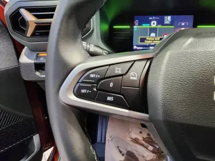 Photo 31 Dacia Duster  Hybrid 140