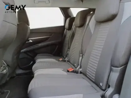 Photo 49 Peugeot 5008  PureTech 130ch S&S EAT8