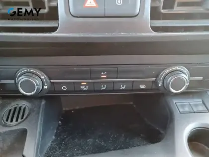 Photo 12 Peugeot Partner  FOURGON STANDARD 650 KG BLUEHDI 100 S&S BVM5