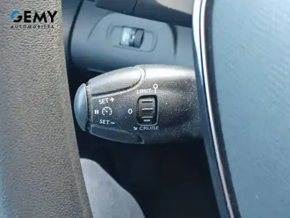 Photo 13 Peugeot Partner  FOURGON STANDARD 650 KG BLUEHDI 100 S&S BVM5