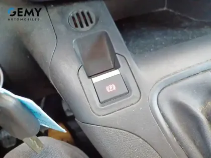 Photo 15 Peugeot Partner  FOURGON STANDARD 650 KG BLUEHDI 100 S&S BVM5