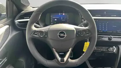 Photo 12 Opel Corsa  1.2 Turbo Hybrid 110 ch e-DCT6