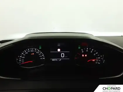 Photo 16 Peugeot 2008  PureTech 100 S&S BVM6