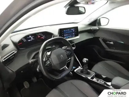 Photo 9 Peugeot 2008  PureTech 100 S&S BVM6