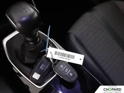 Photo 13 Peugeot 2008  PureTech 100 S&S BVM6