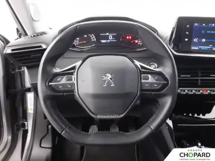 Photo 15 Peugeot 2008  PureTech 100 S&S BVM6