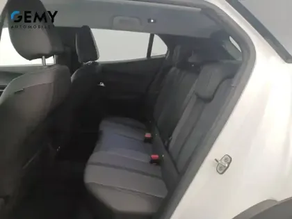 Photo 9 Peugeot 2008  BlueHDi 130 S&S EAT8