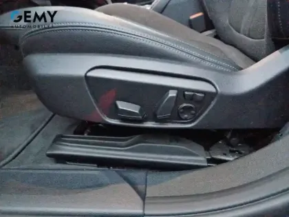 Photo 11 BMW Serie 1 118i 136 ch DKG7