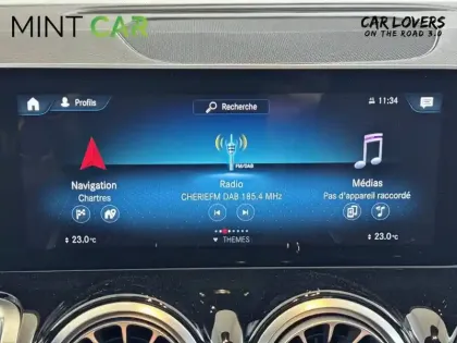 Photo 11 Mercedes GLB  200 d 8G-DCT