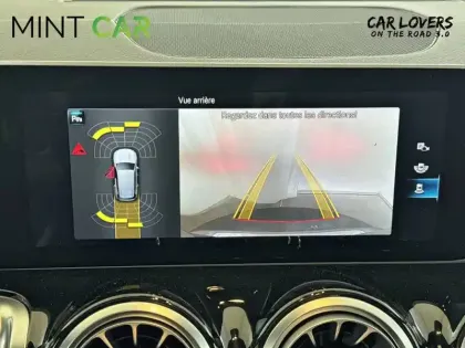 Photo 24 Mercedes GLB  200 d 8G-DCT