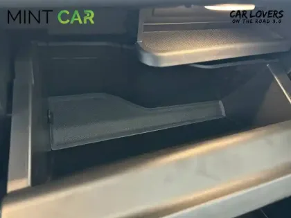 Photo 20 Mercedes GLB  200 d 8G-DCT