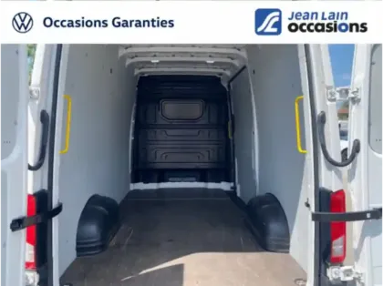 Photo 12 Volkswagen Crafter  VAN 35 L3H3 2.0 TDI 140 CH BVA