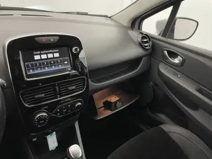 Photo 25 Renault Clio  TCe 90 E6C