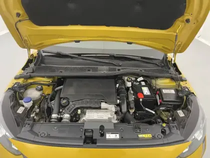 Photo 84 Peugeot 208  PureTech 100 S&S BVM6