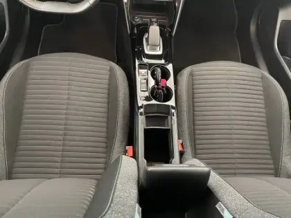 Photo 88 Peugeot 208  Electrique 50 kWh 136ch